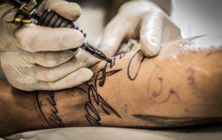 Tatuador condenado en San Sebastian